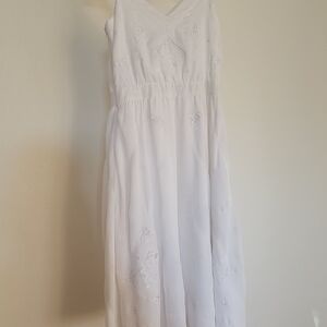 Sleeveless Lace Knee Length Dress